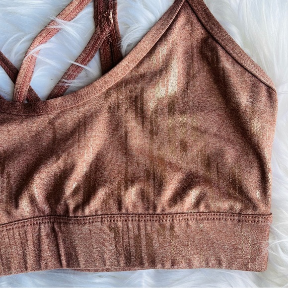 Small JoyLab sports bra with metallic shimmer - pink peach color - Picture 6 of 6